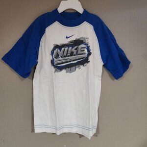 Vintage Nike Tshirt White And Blue Size 4